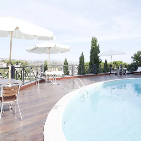 Hotel Castello Chiola Dimora Storica 4*