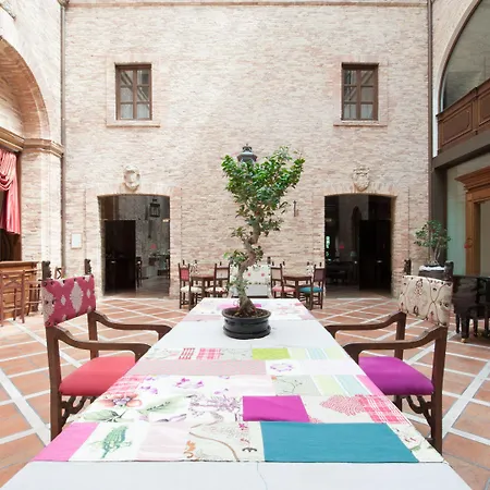 Castello Chiola Dimora Storica Hotel Loreto Aprutino