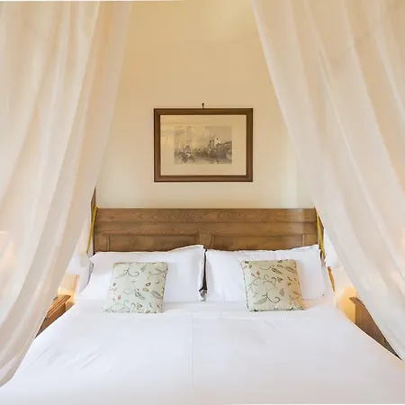 Hotel Castello Chiola Dimora Storica