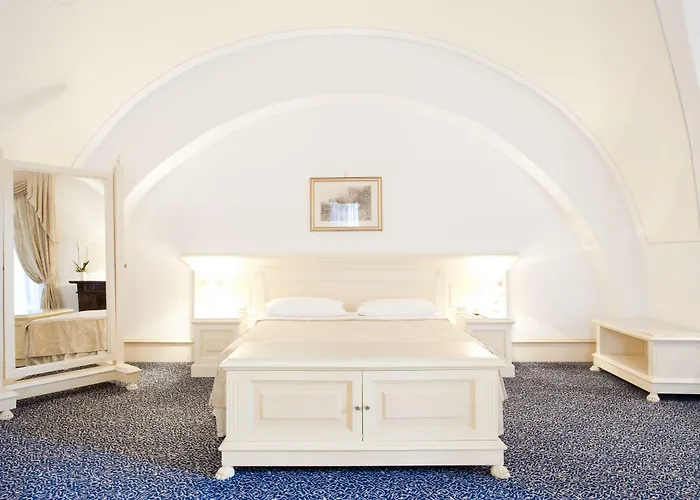 Castello Chiola Dimora Storica 4* Loreto Aprutino