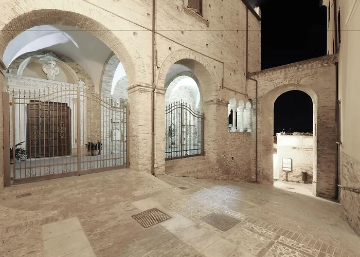 Hotel Castello Chiola Dimora Storica