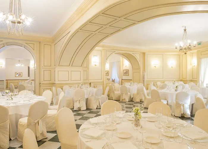 Castello Chiola Dimora Storica 4* Loreto Aprutino