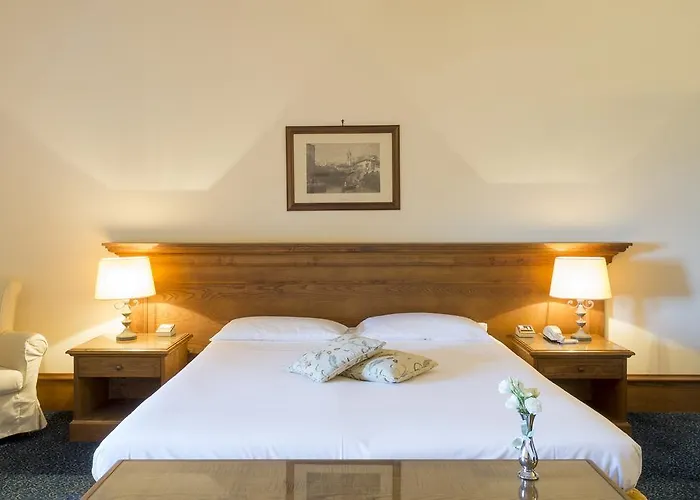 Castello Chiola Dimora Storica 4* Loreto Aprutino