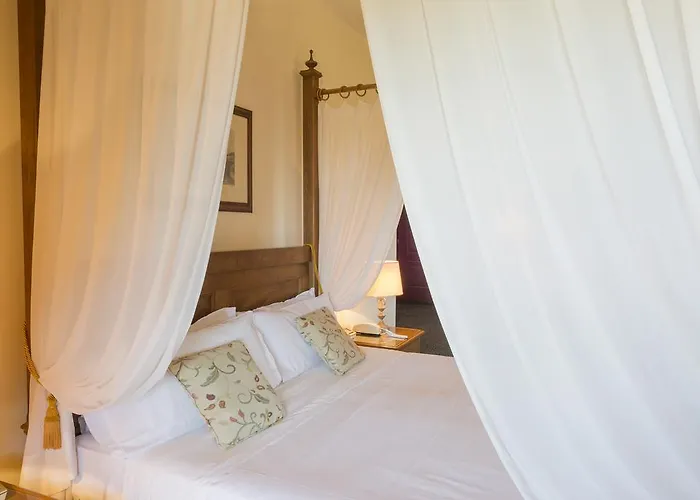 Castello Chiola Dimora Storica 4* Loreto Aprutino