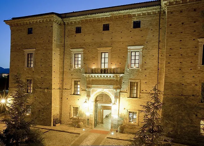 Hotel Castello Chiola Dimora Storica