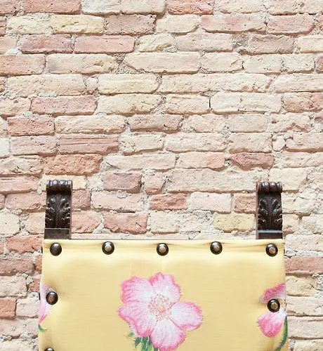 Castello Chiola Dimora Storica Hotel Loreto Aprutino