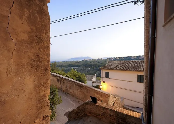 Castello Chiola Dimora Storica 4* Loreto Aprutino